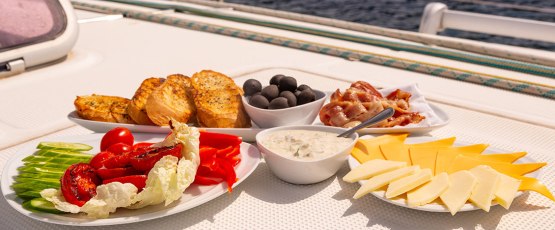 Dining on Deck: Seven Perfect Foods on the Sea Voyage